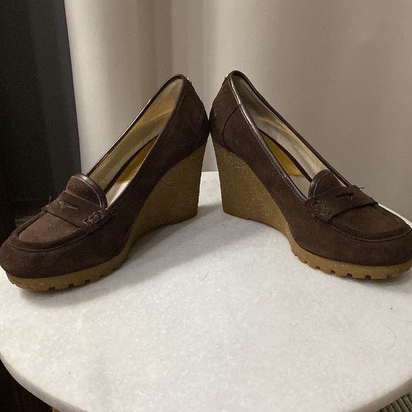 MICHAEL Michael Kors Rory Wedge Loafer Brown
Suede Platform - Picture 3 of 6